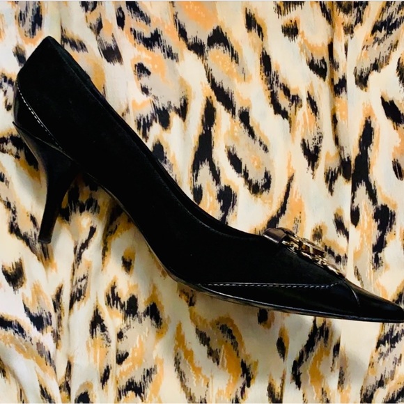 DIOR black suede heels with heart lock - Picture 2 of 5